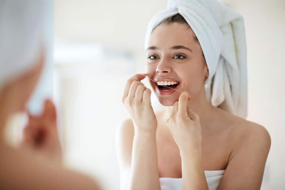 Ballarat Dentist flossing